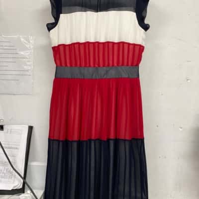 Howard Showers Womens  Size 12 Pleated Dress Black  / Red / White 