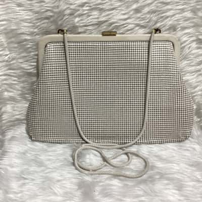 Glomesh Womens Purse Cream 