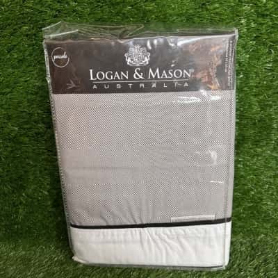 Logan & Mason Essex Pewter 3 Pillowcase Set (New)