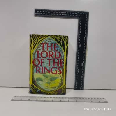 LOTR 1977 Ed Book 