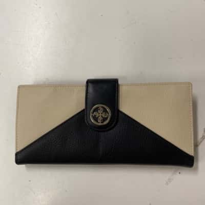 Cellini Womens Purse Black  