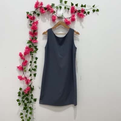 Perri Cutten Womens  Size 12 Sleeveless Dress  / Work Dress Grey 