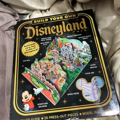 Build your own Disneyland Park 