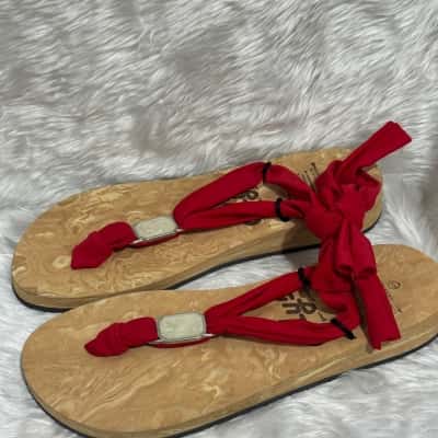  Womens  Size 39 Sandals Red 