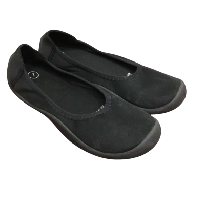  Womens  Size 7 Black  Footwear. Textile/Balance Materials Man Made