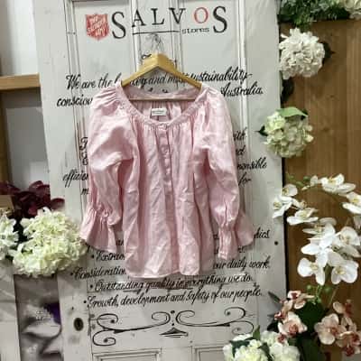 CAROLINA BRAND! Womens  Size S/M Blouse / Button Up Top Pink! STUNNING BUTTON UP BLOUSE WITH BALLOON SLEEVES! MADE WITH 100% LINEN! GREAT FOR DAY OR NIGHT!