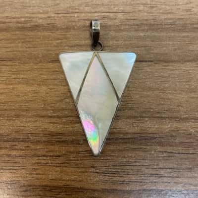  Sterling Silver 925 & Shell Triangle Pendant 