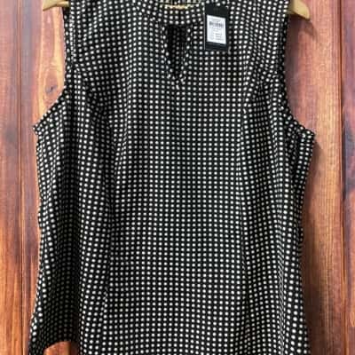 City Chic   Size M Beige / Black  top new 