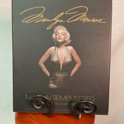 Marilyn Remembered the official treasures