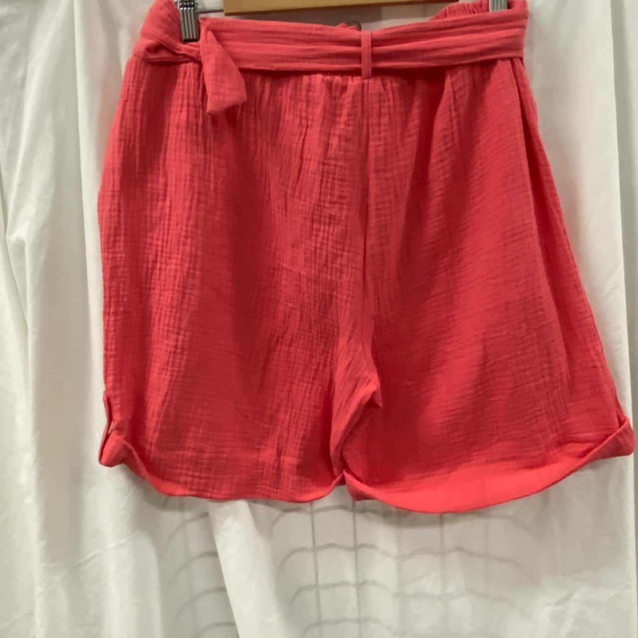 Rockmans Womens Belted Cotton Shorts, Salmon Pink, Size 16
