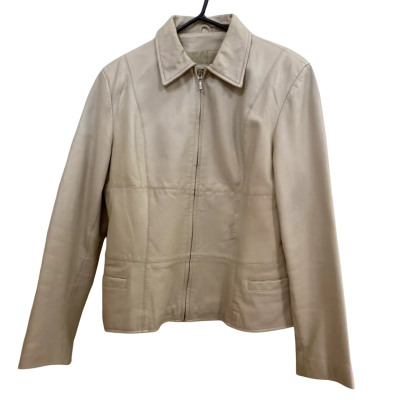 Via Reggio Womens  Size 16 zip up jacket Cream 