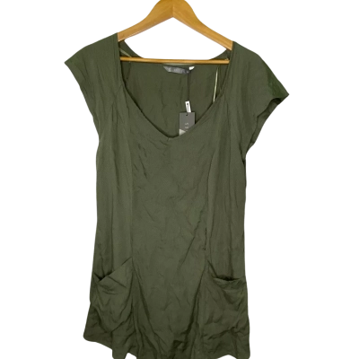Katies Womens  Size 10 Short Sleeve Top Olive 