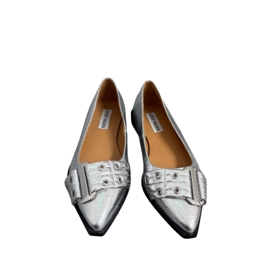 Steve Madden Grayslvr Silver Pointed Toe Flats Size 7