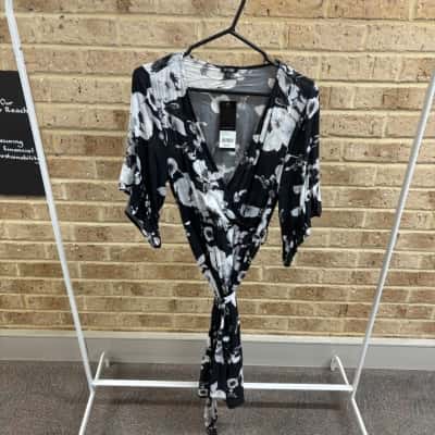 Emerge Womens black floral waist tie dress Size 10 