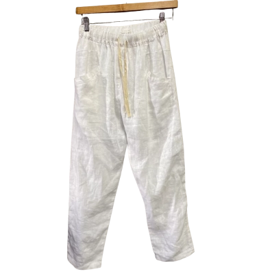 Little Lies Womens  Size 10 Straight Leg Pants White 