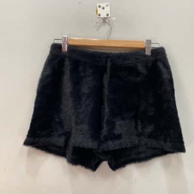 for Love & Lemons Womens  Size L Shorts Black  Soft Faux Fur