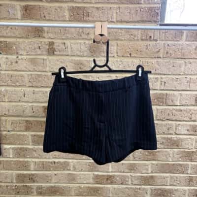 Kookai Womens navy pinstripes short Size 8 