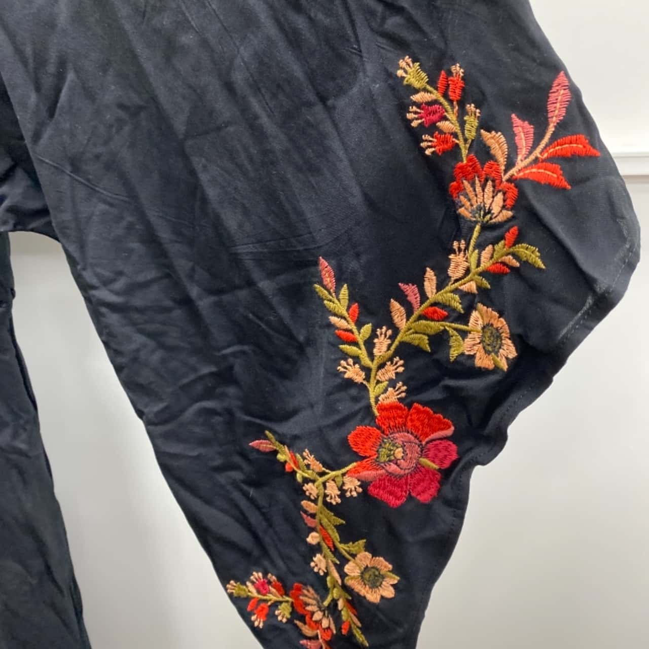 City Chic Womens Size M Floral Dress / Long Sleeve / Maxi Dress Black ...