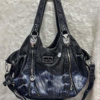  Women’s Angelkiss Y2K hobo bag
