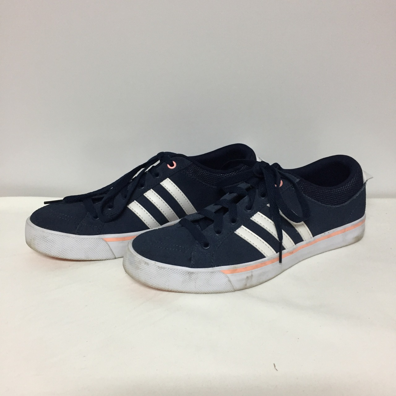 adidas originals size 7