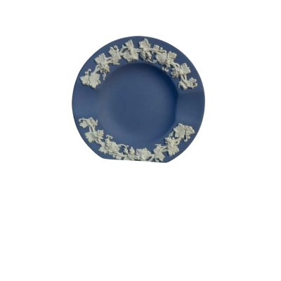 Wedgewood Grapevine relief ash tray