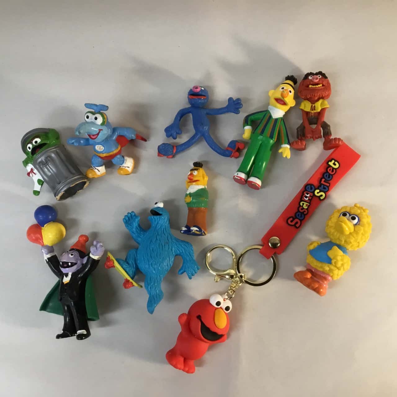 Assorted Sesame Street Figures Approx 3 x 7 cm