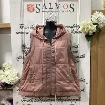 Country Road Brand! THE PERFECT LIGHTWEIGHT HOODED PUFFER VEST! Womens  Size L Nude 