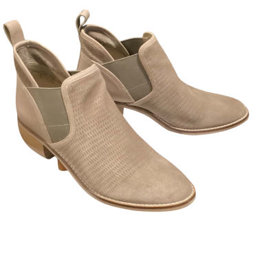Hush Puppies ankle boots  Size 8 Beige / Brown 
