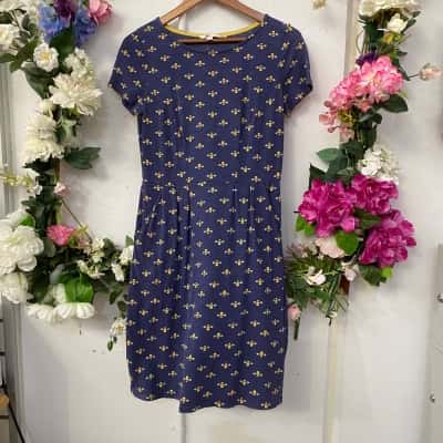  Womens  Size 10 Midi Dress Blue / Pattern 