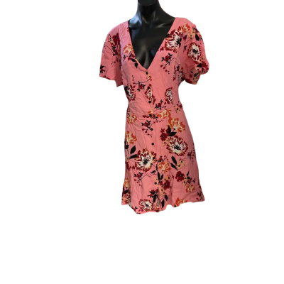City Chic Womens  Size 16 Casual Dress Floral / Pink  