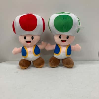 Super Mario Red + Green Toads Plush 