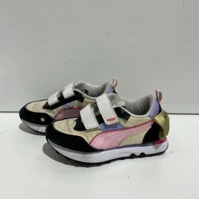 Puma Sneakers with Bows Kids size US12C