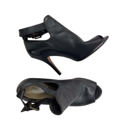 Oroton Womens Size 38 1/2 Gorgeous Black Heels