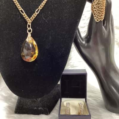  Womens Earrings / Necklace / Ring Other 