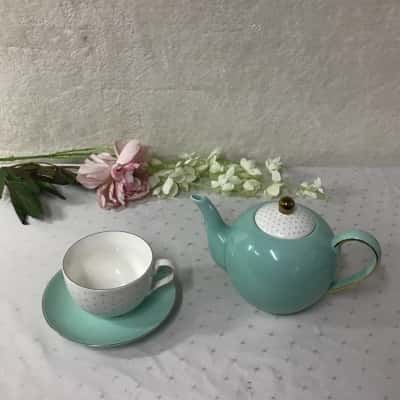 Home & Co White / Turquoise Spotted Pattern Teapot with Matching Cup & Saucer