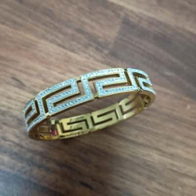 Diamonte Clasp Bracelet