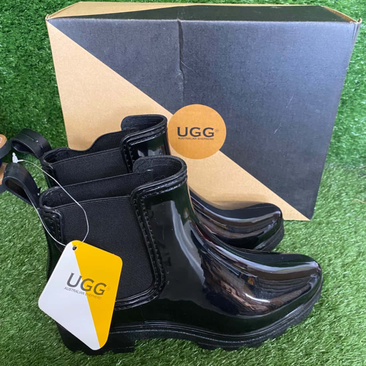 最終価　新品UGG vivian 黑24cm 最終価 新品UGG vivian 黑24cm 最終価 新品UGG vivian 黑24cm