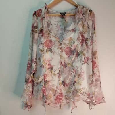 City Chic Womens  Size XL Long Sleeve Top Floral 