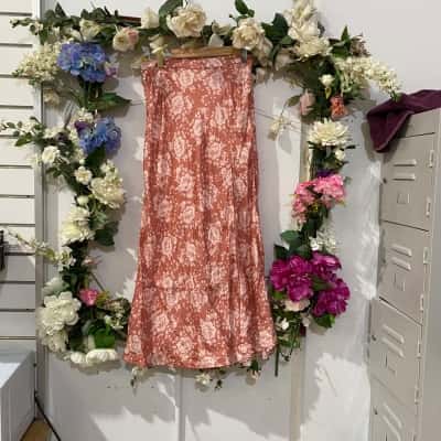 Hansen & Gretel Womens  Size L Midi Skirt Floral / Pink  