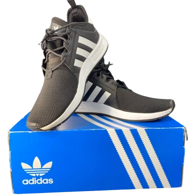  Mens  Size 10 Sneakers Black  / White 