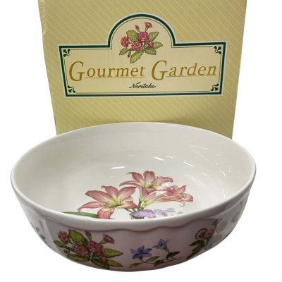 Vintage Noritake Gourmet Garden 9.75” Vegetable Bowl 