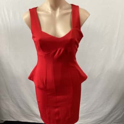  Womens Size 10 Red Dress