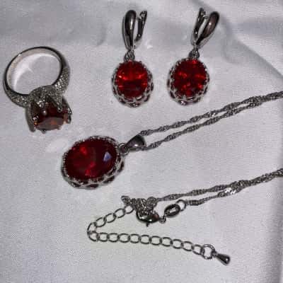  Women's Jewellery Set (1) Red Marked 925