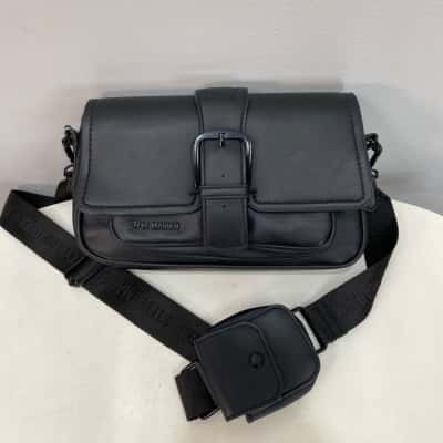 Steve Madden Womens Cross Body Bag Black  
