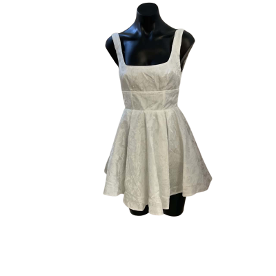 Selfie Leslie  Womens  Size 6 Bridal Dress White 
