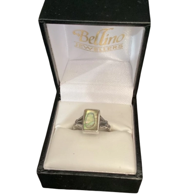  Womens Ring Green / Natural / Silver / Yellow 