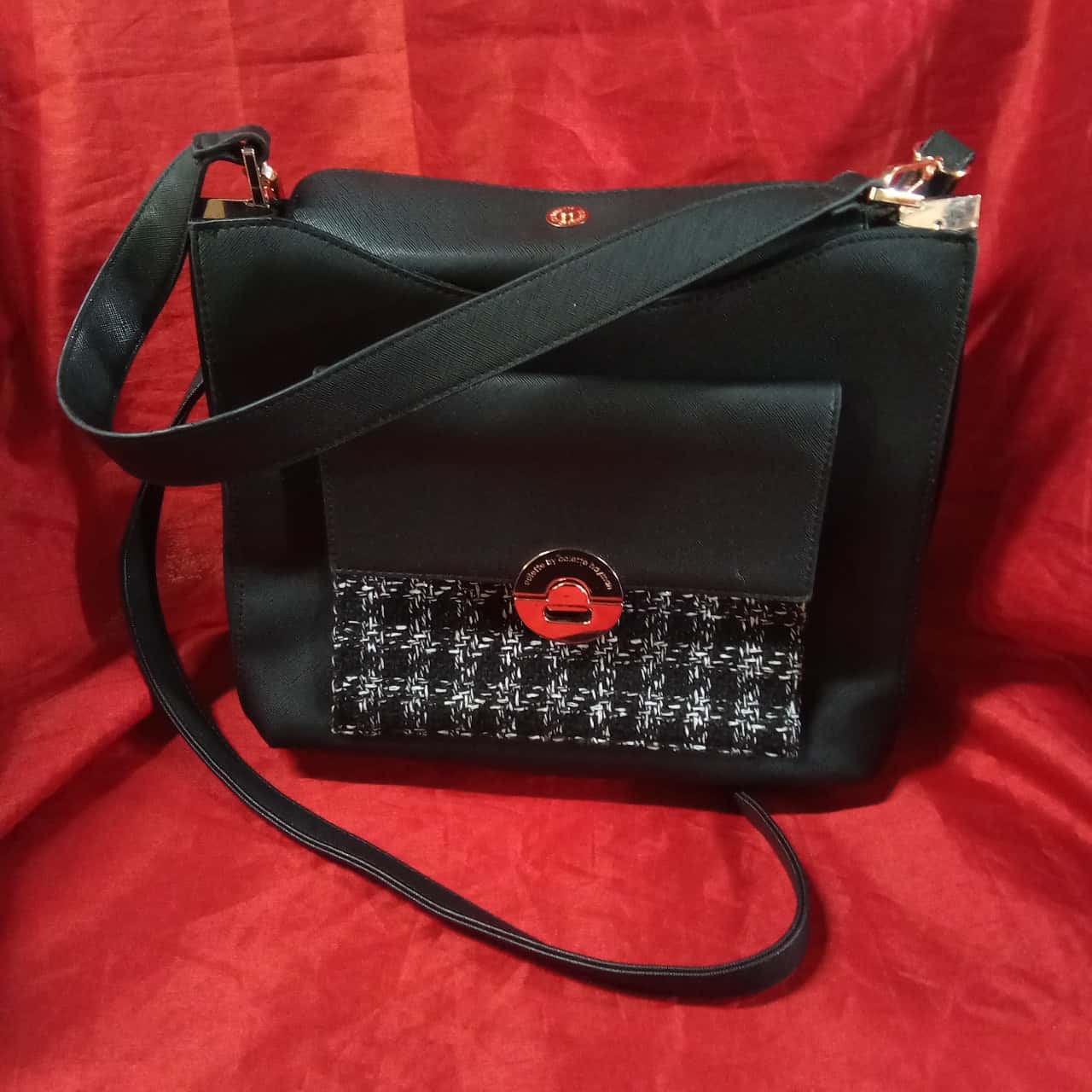 medium size black handbag