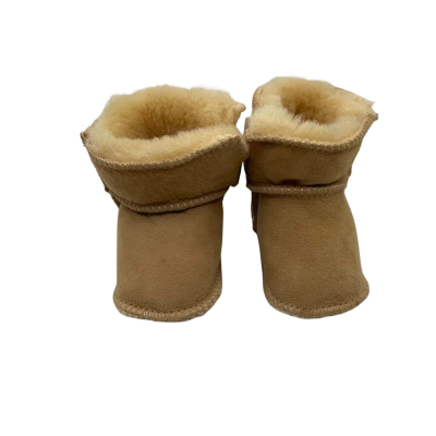 UGG Baby  Size M Shoes  Beige 
