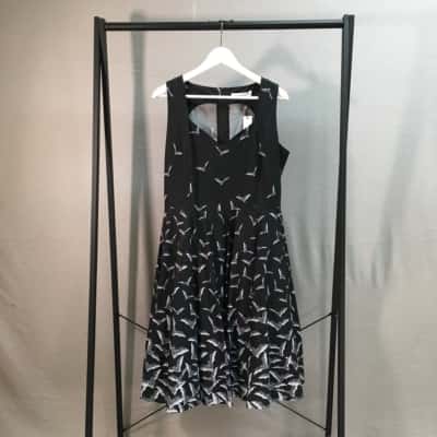 Black Friday Womens  Size 14 Midi Dress Black  / Grey / White 