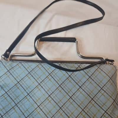  Womens vintage Handbag 